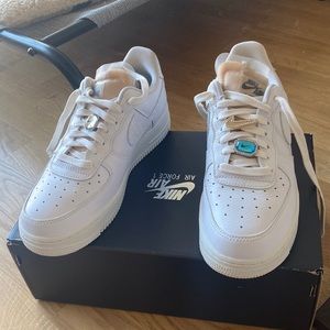 Air Force 1 07 LX ‘Bling’ women US8.5